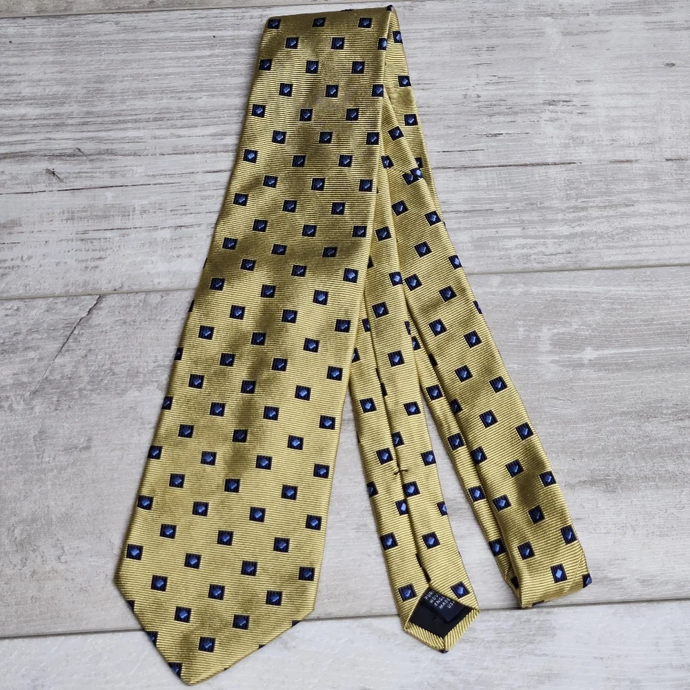 Brooks Brothers MAKERS Mens Pure Silk Tie Yellow Geometric